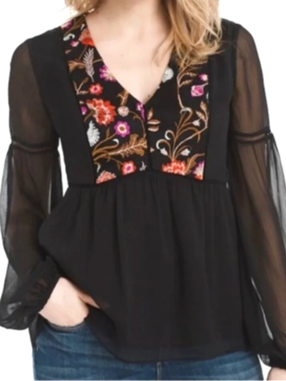 White House Black Market Embroidered Empire Top size 4